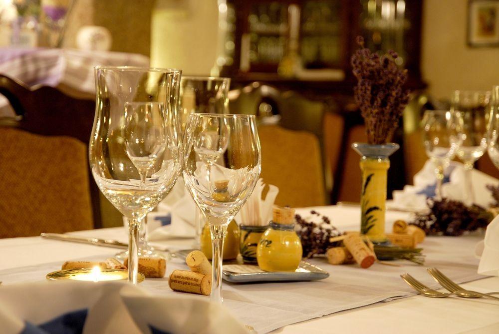 Logis L'Auberge Gutshof Бишофсверда Екстериор снимка